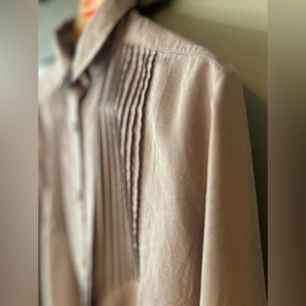 Vintage tuxedo pleated blouse - Picture 6 of 10